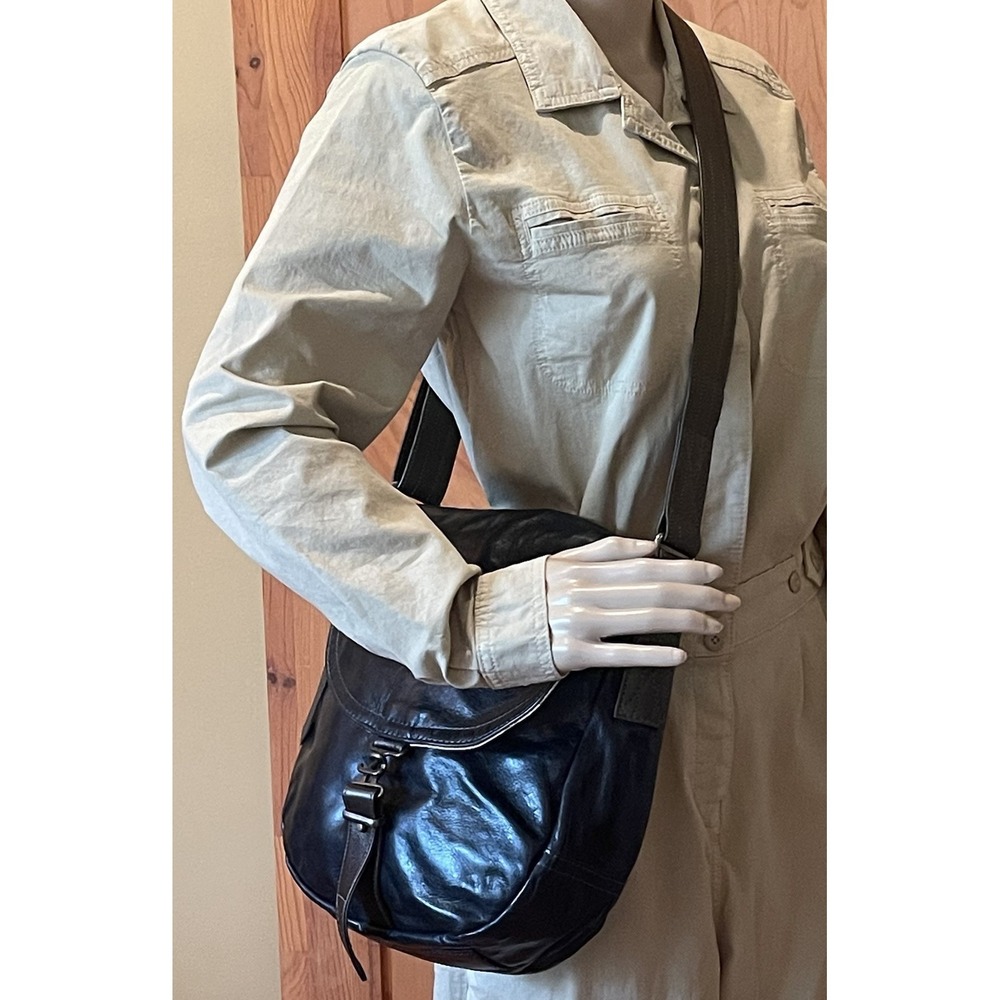 Rough & Tumble 1903 Dark Leather Saddle Crossbody Bag Made In Maine